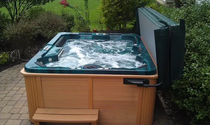Spa cover on a hot tub